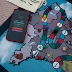 Zoom plateau et application jeu hybride sur le vin avec thématiques