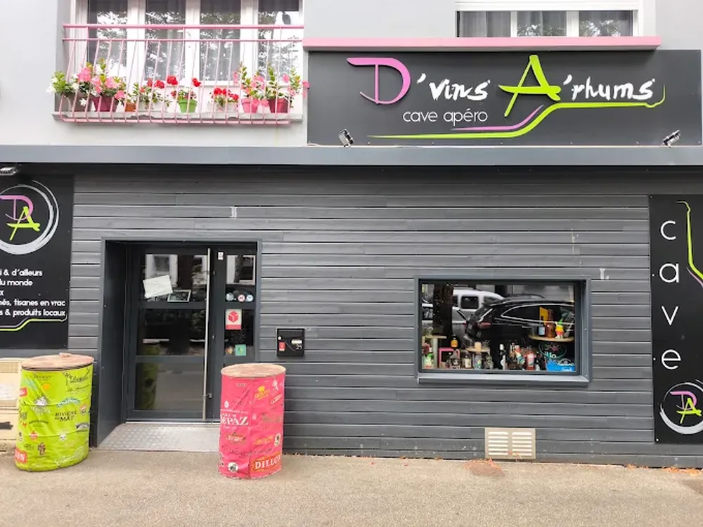D'vins a'rhum cave à lorient